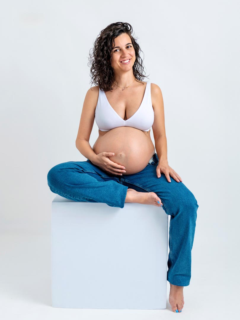 Sesión de embarazo en estudio Tarragona