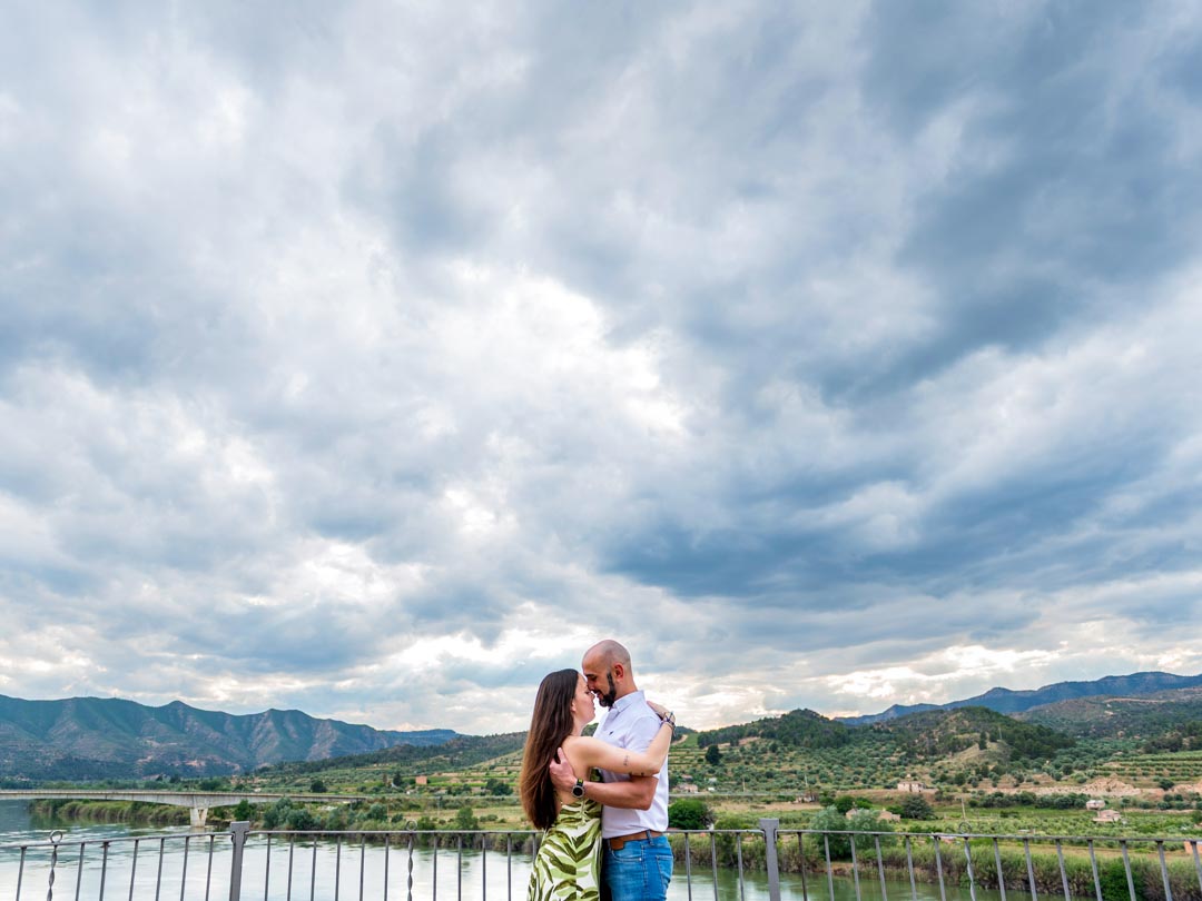 Sesión fotos de pareja en Flix